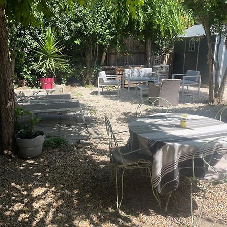 Appartement Avec Jardin En Ville Л'Иль-сюр-ла-Сорг Экстерьер фото